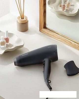 Фен Panasonic EH-NE85-K865