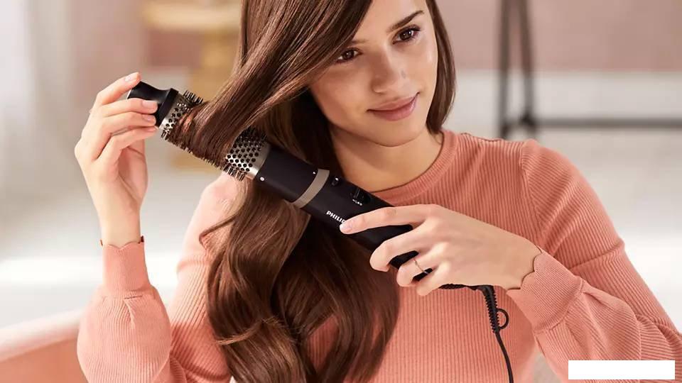 Фен-щетка Philips BHA301/00
